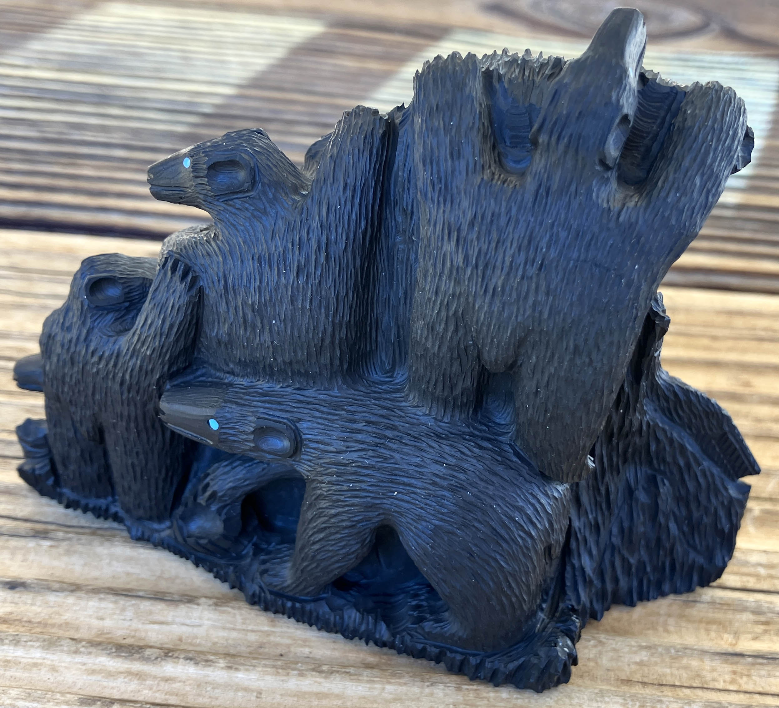 Destry Suitza | Zuni Fetish Carving | Penfield Gallery of Indian Arts | Albuquerque, New Mexico